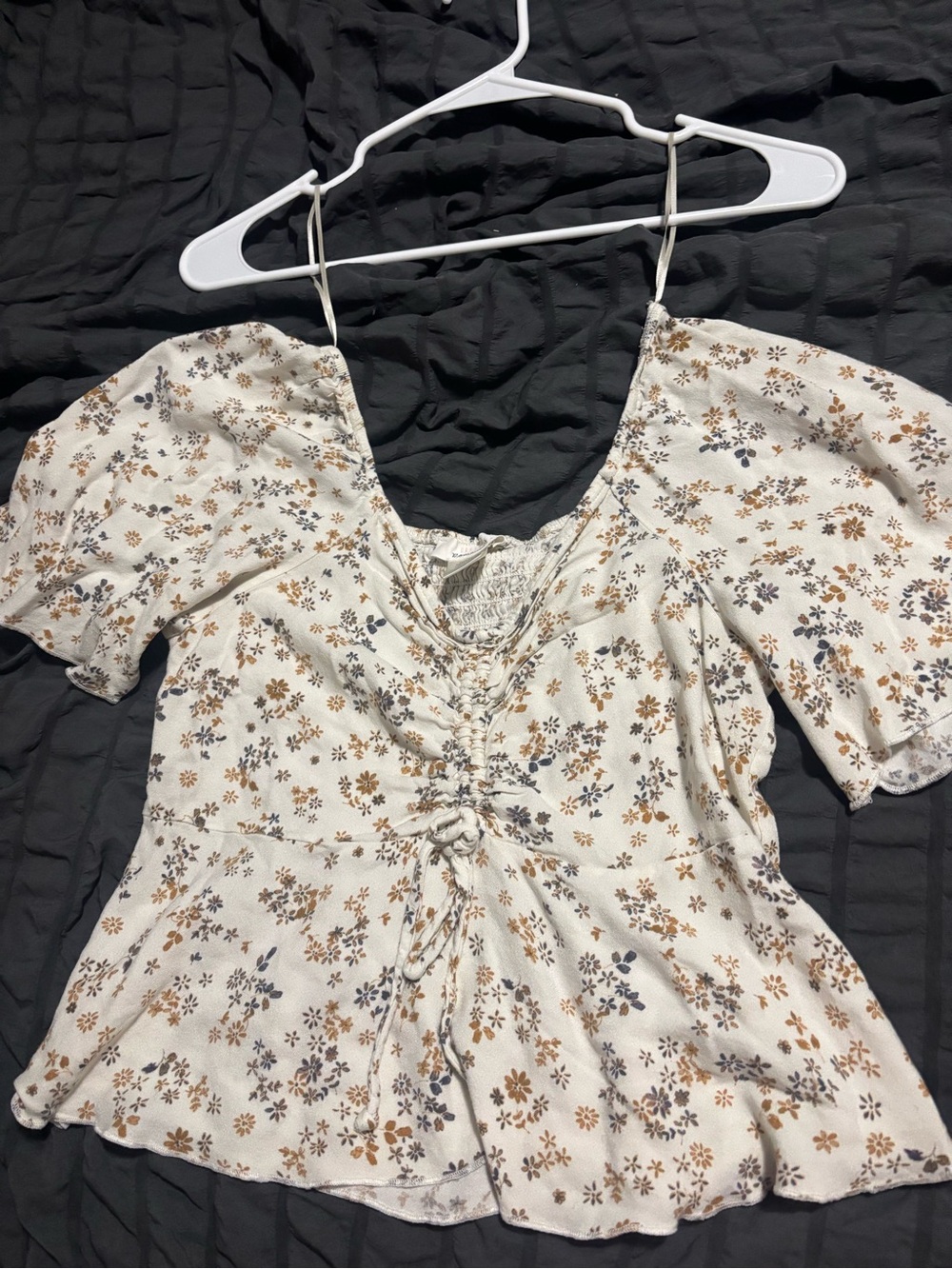 URBAN Romantics Cream Floral Tie-Front Blouse with Brown & Gray Print